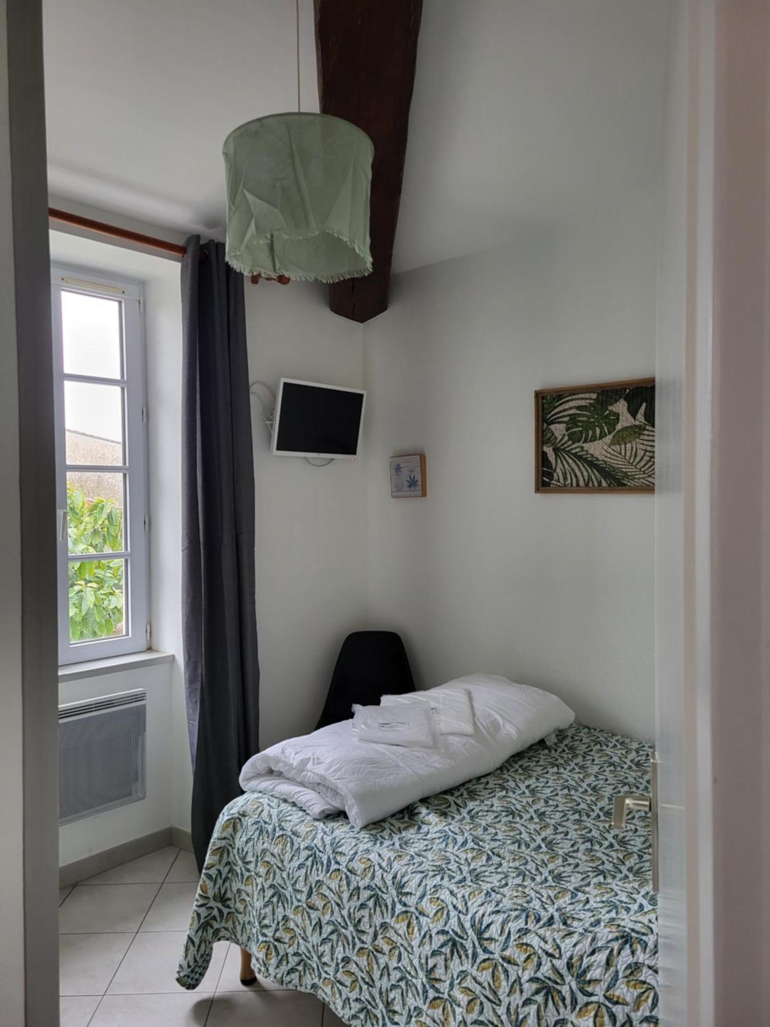 Le Clos Des Sternes ลาฟร็อตต์ ภายนอก รูปภาพ