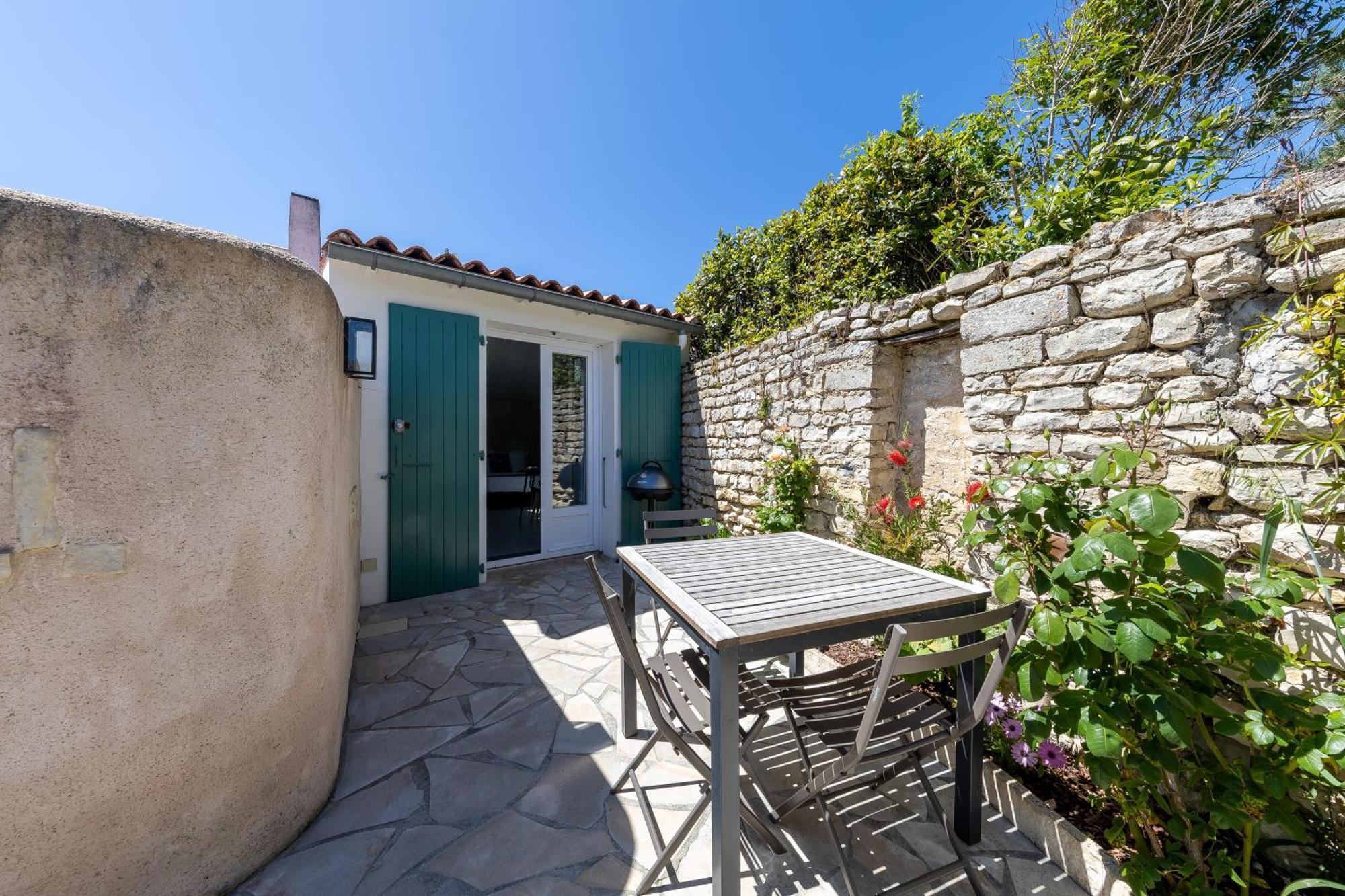 Le Clos Des Sternes ลาฟร็อตต์ ภายนอก รูปภาพ