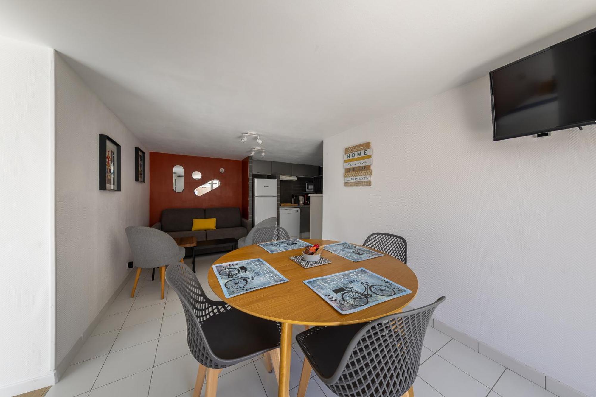 Le Clos Des Sternes ลาฟร็อตต์ ภายนอก รูปภาพ